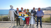 ALBUFEIRA HOMENAGEIA TURISTAS COM ESCULTURA NO PAU DA BANDEIRA