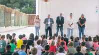 MUNICÍPIO DISTRIBUI MANUAL SOBRE ALIMENTAÇÃO SAUDÁVEL AOS ALUNOS DO PRÉ-ESCOLAR E DO 1º CICLO
