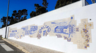PAINEL DE AZULEJOS VALORIZA ESPAÇO PÚBLICO E CONTRIBUI PARA A PRESERVAÇÃO DA MEMÓRIA COLETIVA DE ALBUFEIRA