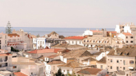ALBUFEIRA ASSINA ACORDO DE COLABORAÇÃO COM IHRU PARA ACESSO AO “1.º DIREITO”
