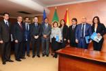 EMBAIXADORES DA AMÉRICA LATINA APRESENTAM CUMPRIMENTOS